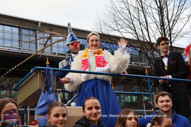 Narrhalla Prinzenpaar auf dem Faschingszug 2026 (&copy;Foto: Martin Schmitz) 